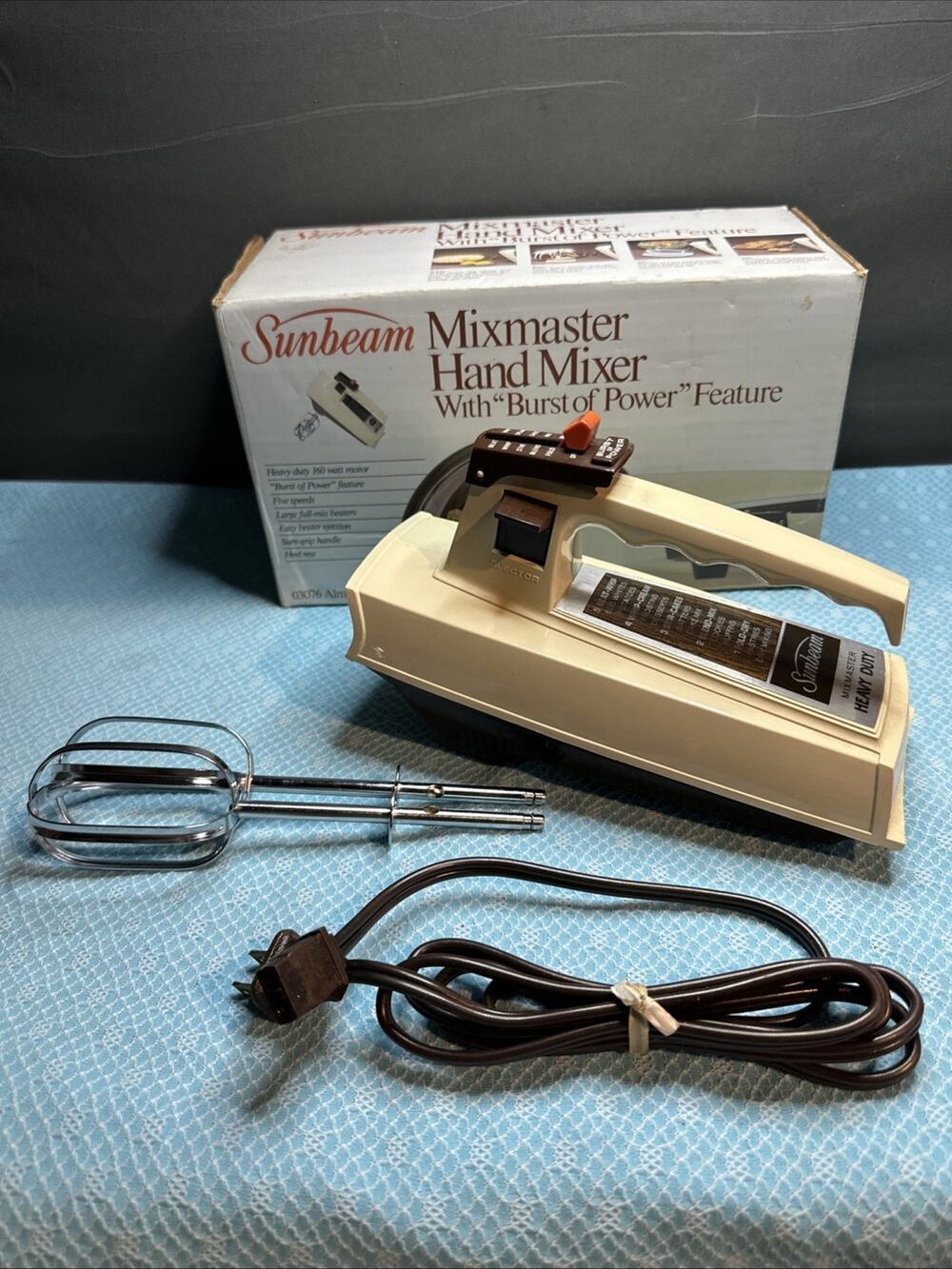 Vintage 1983 NEW Almond Sunbeam Mixmaster 5 Speed Hand Mixer With Burst Of Power